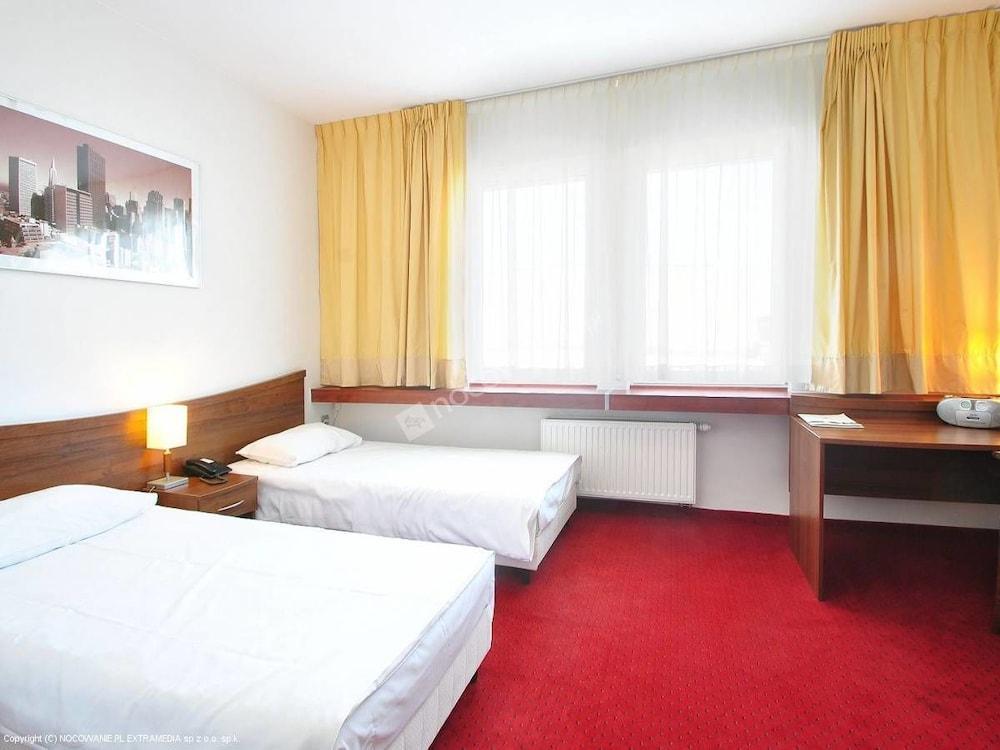 M Hotel