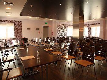 M Hotel 3*