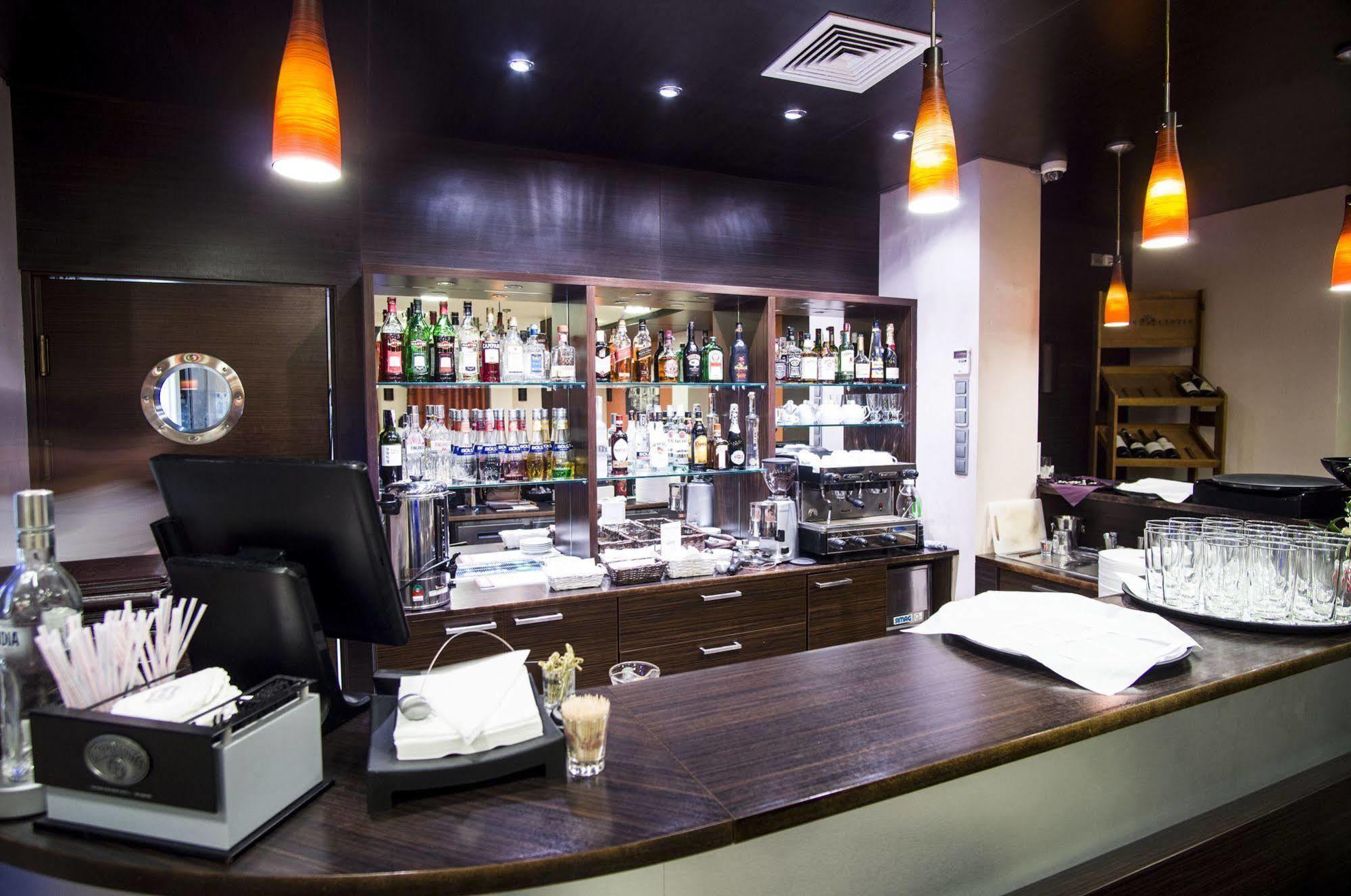 M Hotel 3*